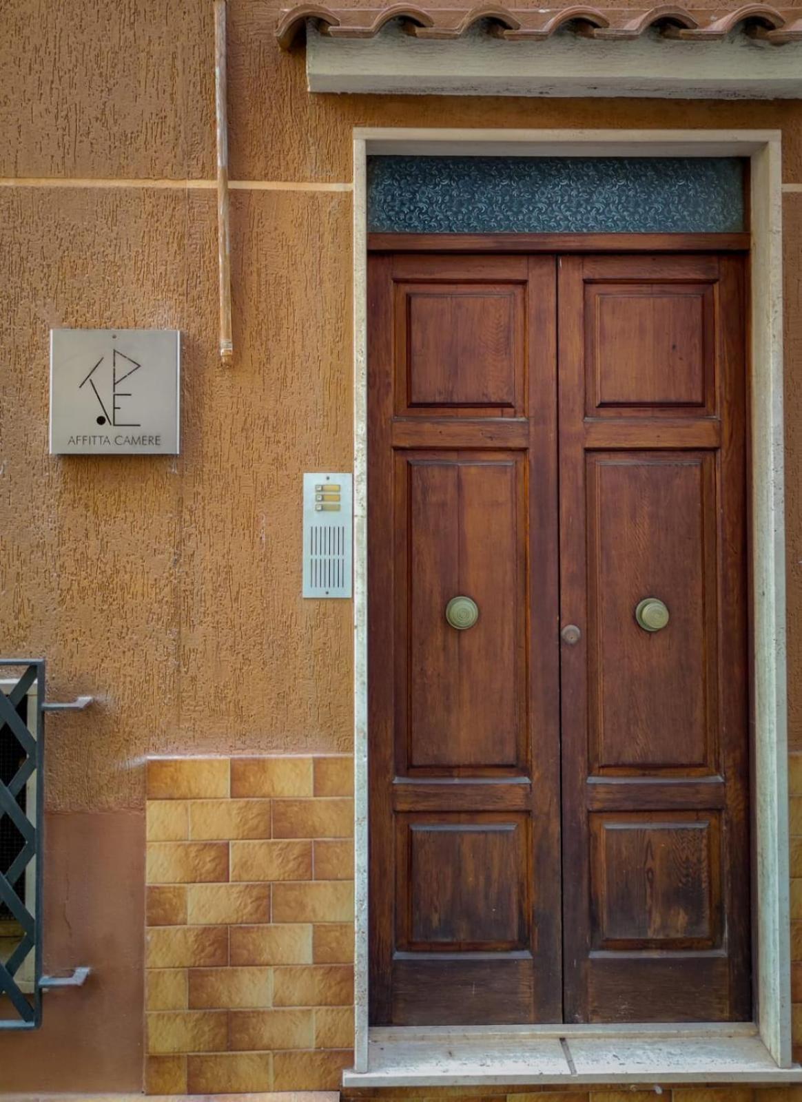 Hotel Petite Etoile SantʼAgata di Militello Exterior foto